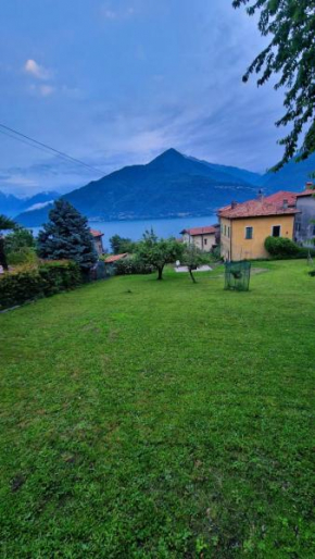 villetta con giardino privato Cremia